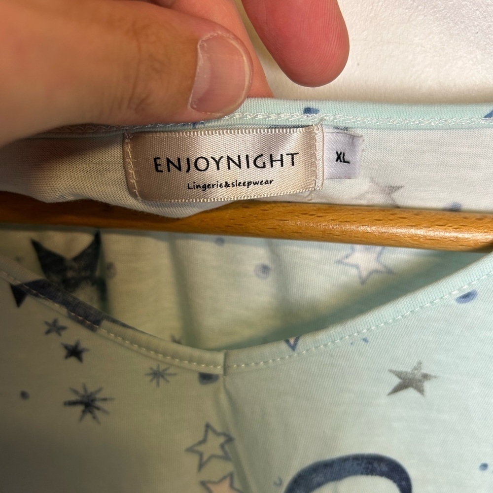 Enjoynight pajama Top Blue Star and Moon Novelty Print Size XL Blue comfortable - Picture 11 of 14